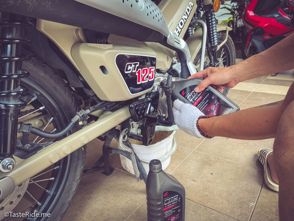 น้ำมันเครื่อง Honda Pro Tech